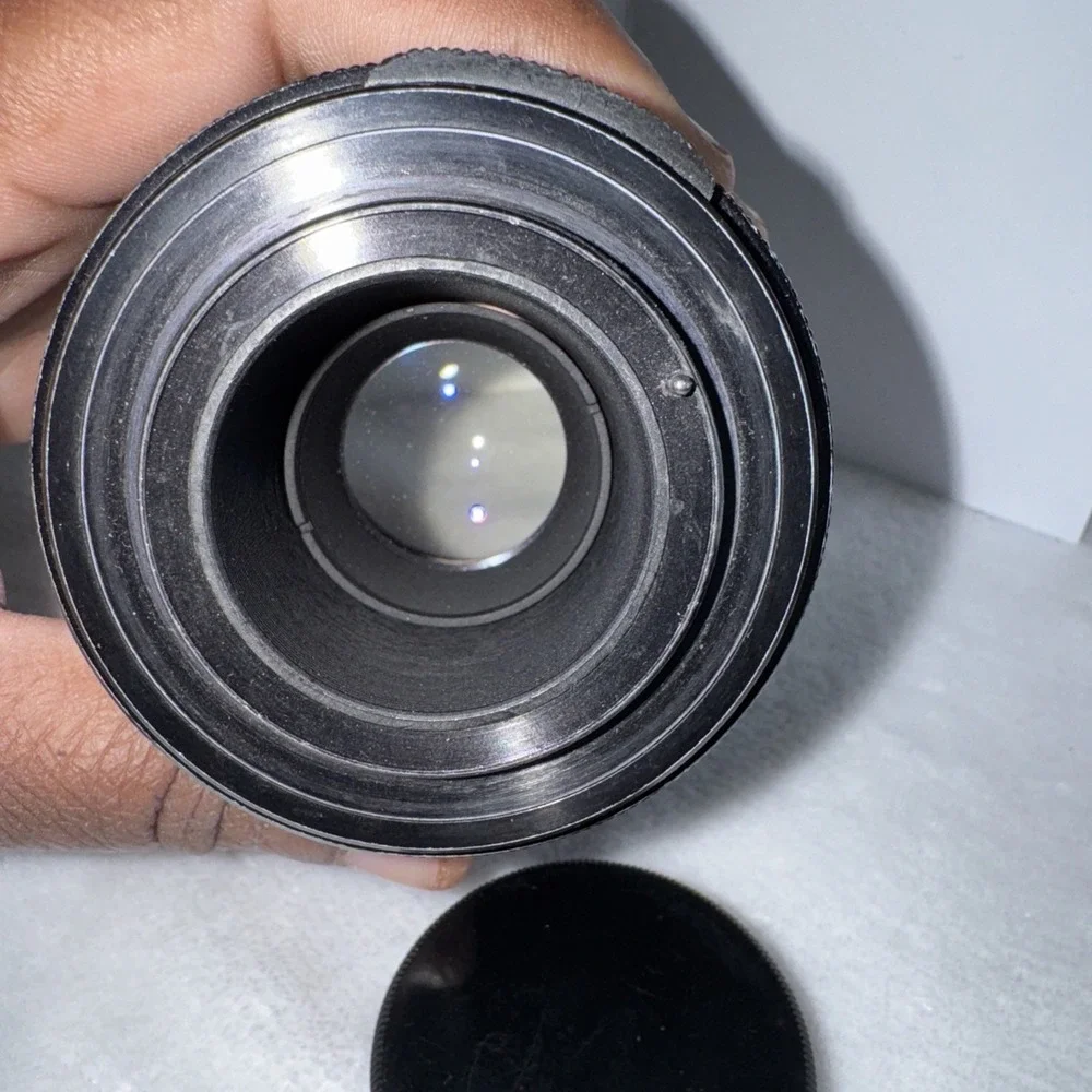 Vivitar 135mm f2.8 Auto Telephoto Lens‎ 28637209